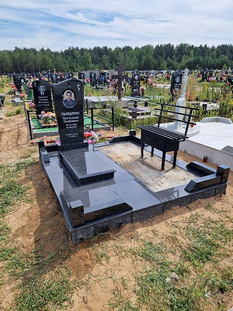 Вертикальный памятник А-2